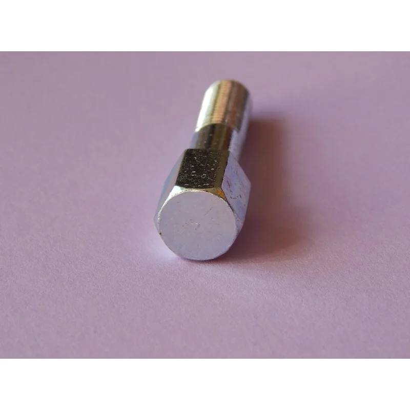 Ajánlat Boulon de Collier de Culasse Triumph avec Pas CEI