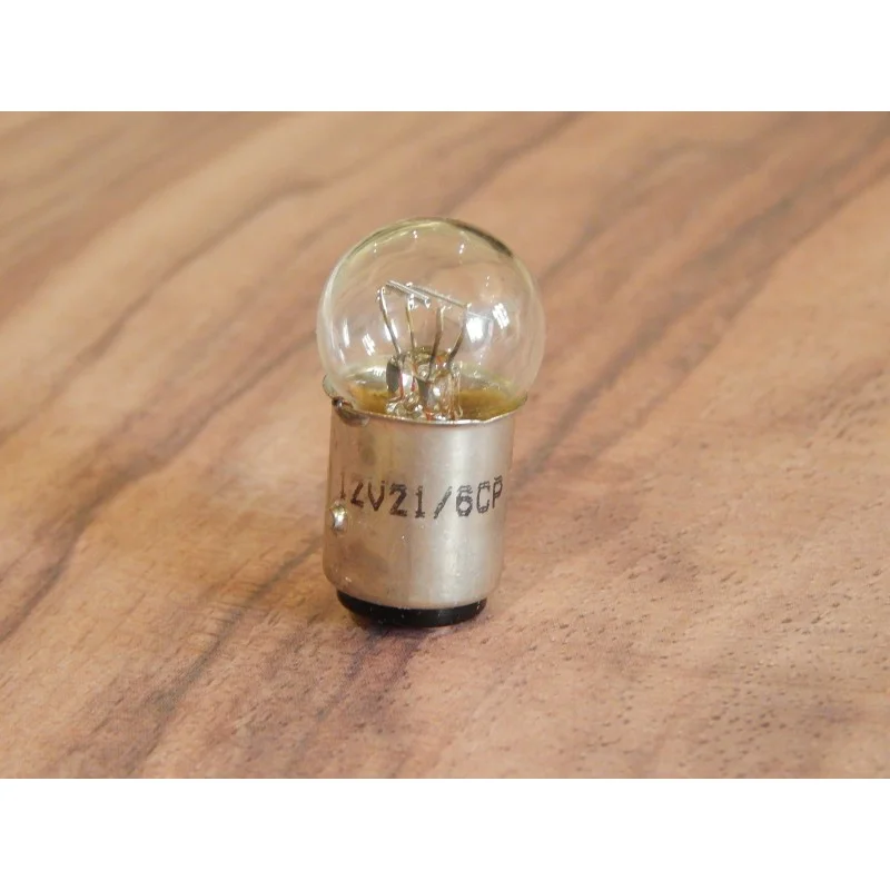 Ampoule 12V 21/6W Pour Feu Arrière / Feu de Stop Biztonságos fizetés