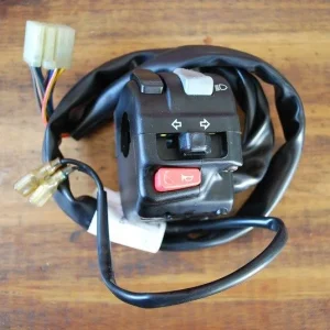 Prémium Commodo gauche Yamaha 900 TDM 2002-2005 (5PS839690000)