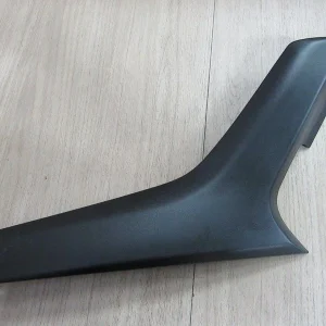 Ajánlat Cache latéral droit Suzuki DL 650 V-Strom 2004-2006 (47111-06G)